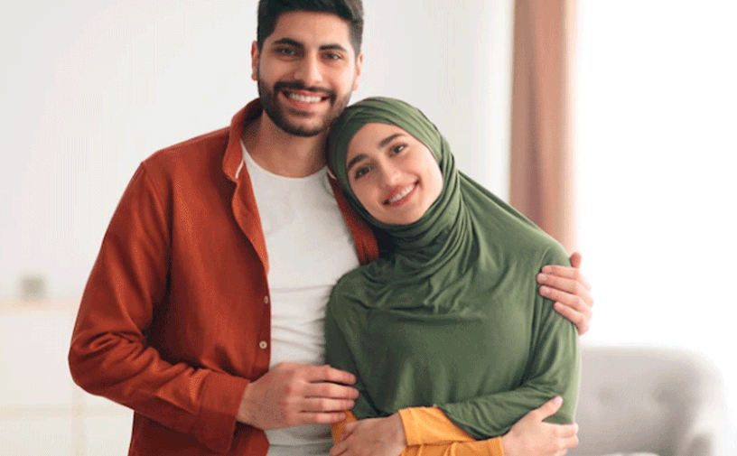هل يجوز صعود المرأة فوق زوجها