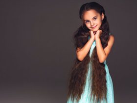 اطول شعر في العالم للاطفال