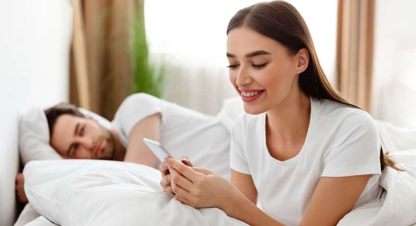 اسباب شك الزوج في زوجته