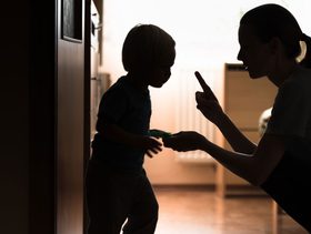 طريقة عقاب الطفل في عمر السنتين