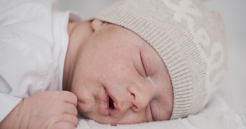 خمول الطفل حديث الولادة