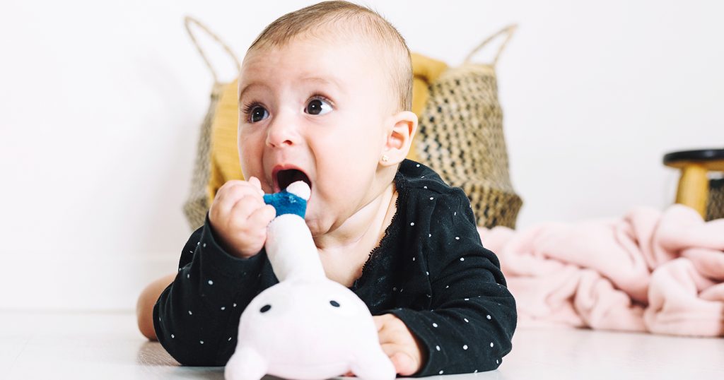 سبب رفض الطفل اللهاية