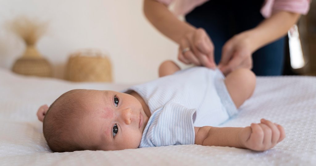 علاج الامساك عند الاطفال الرضع 