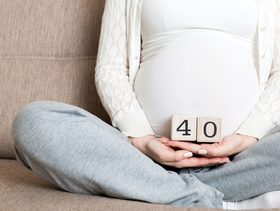اعراض الحمل في سن 48