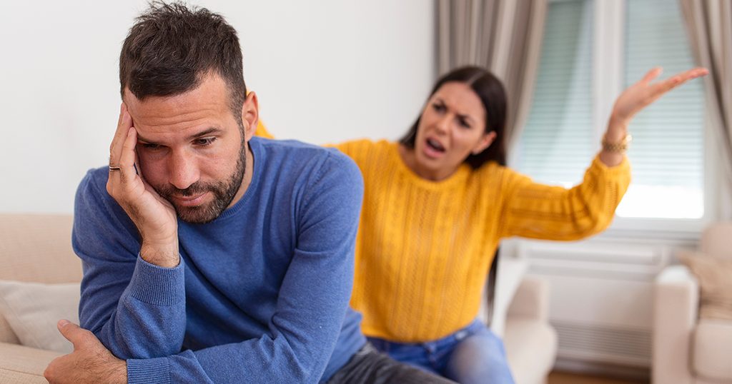 اشك في زوجي كيف اتاكد