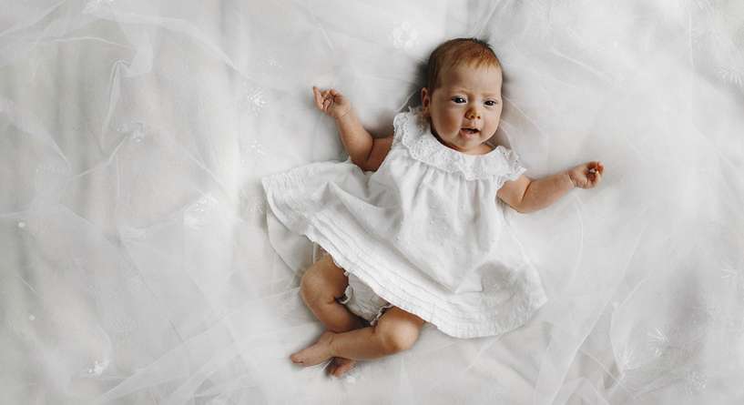 ماذا يأكل رضيع 4 أشهر