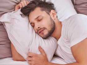 احتلام الرجل المتزوج هل هو دليل على تقصير الزوجة