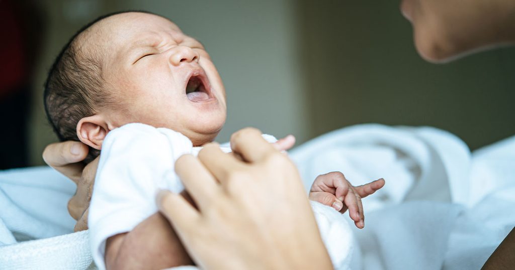 كيفية التخلّص من كحّة الرضع