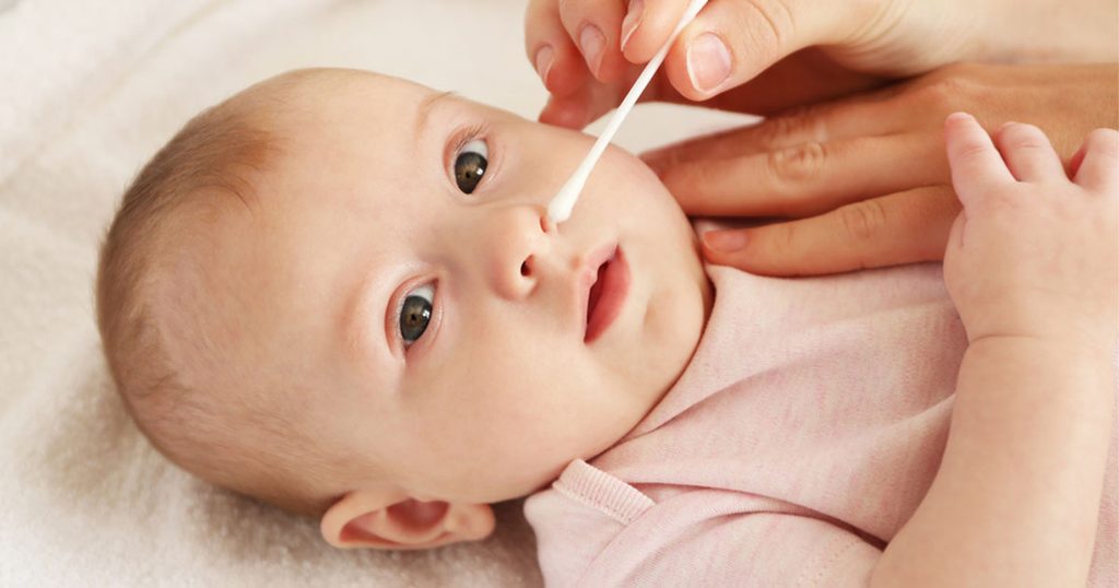 المعدّل اليومي لتنظيف أنف الطفل