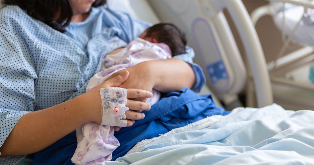 طرق علاج ظهور كتلة صلبة في البطن بعد الولادة القيصرية