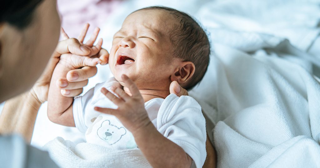 متى تظهر حساسية الحليب عند الرضع