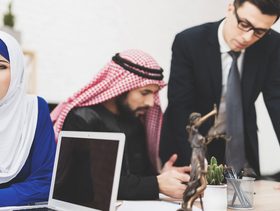 حكم زواج الرجل على زوجته بدون سبب