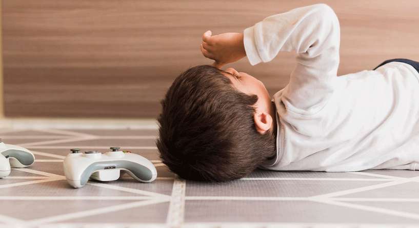 كيف أعرف أن طفلي سليم بعد الطيحة