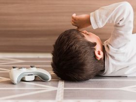 كيف أعرف أن طفلي سليم بعد الطيحة