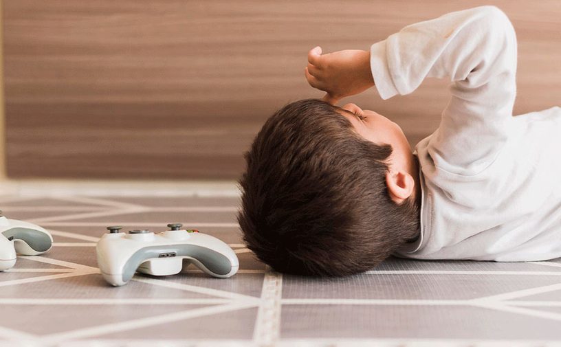 كيف أعرف أن طفلي سليم بعد الطيحة