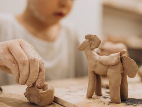 العاب تعليمية يدوية للأطفال