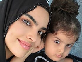 سارة الودعاني تحتفل بعيد ميلاد طفلتها سُكرة الثالث بطابع أميرات ديزني