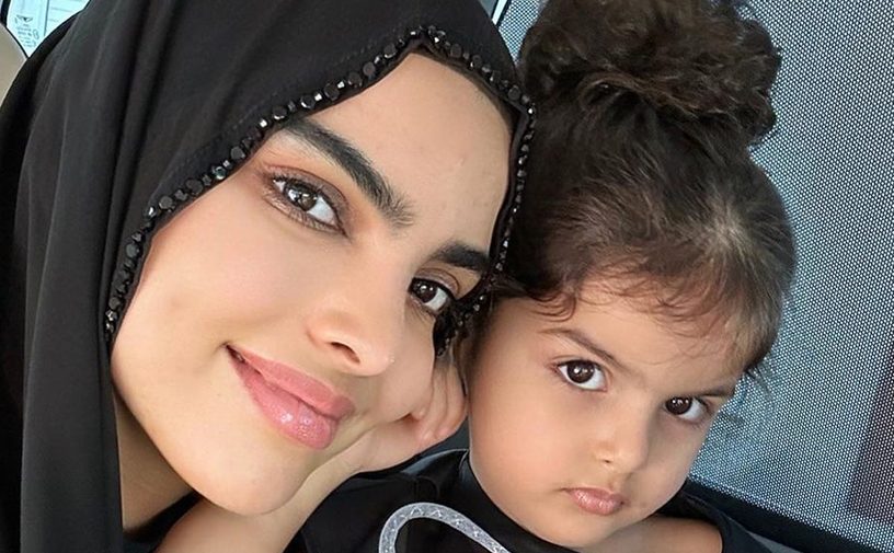 سارة الودعاني تحتفل بعيد ميلاد طفلتها سُكرة الثالث بطابع أميرات ديزني
