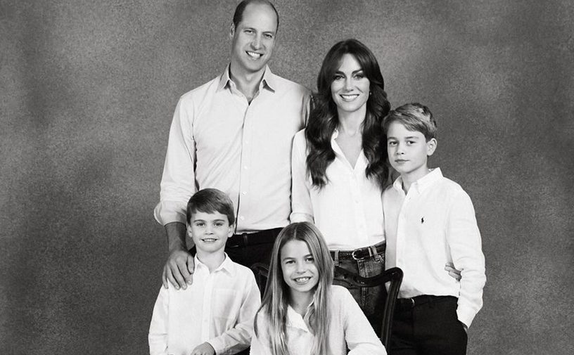 صورة عائلة كيت وويليام لبطاقة كريسماس 2023 مفاجأة!