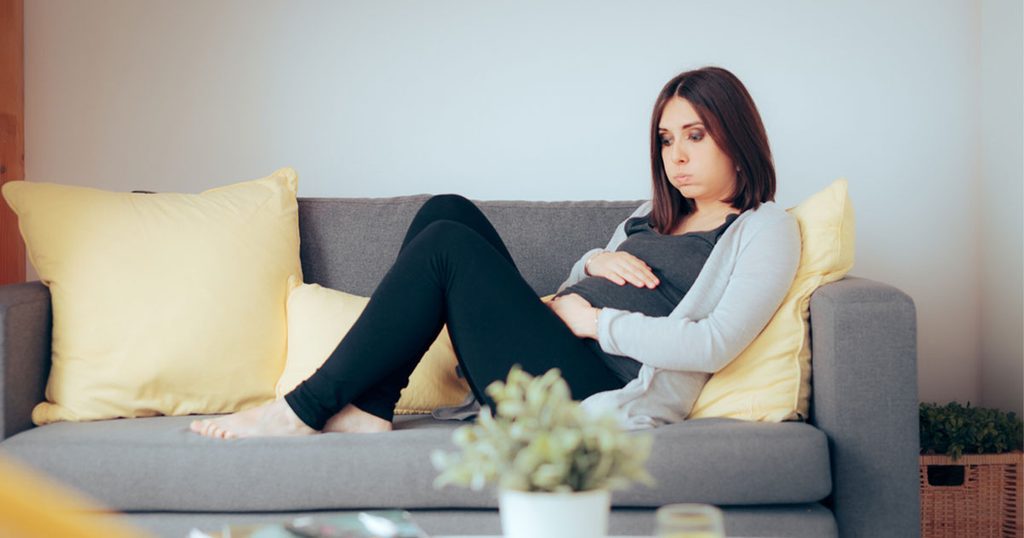 العوامل التي تؤدّي إلى صغر بطن الحامل المُفاجئ