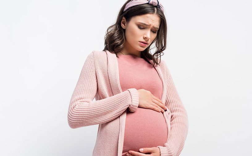 دراسة جديدة تكشف عن تأثير العوامل الخارجية أثناء الحمل على صحة الطفل