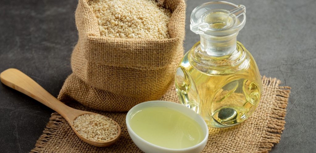 أهميّة تدليك الرضيع بزيت السمسم