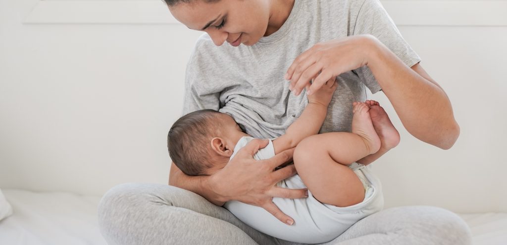 أضرار الرضاعة أثناء الحمل