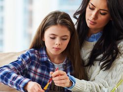 اختبار: هل أنتِ أما متسلطة؟