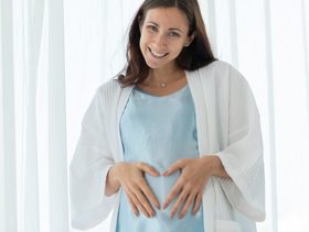 شكل سرة الحامل بولد في الشهر الرابع