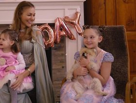 مريم أوزرلي تحتفل بعيد ميلاد ابنتها العاشر