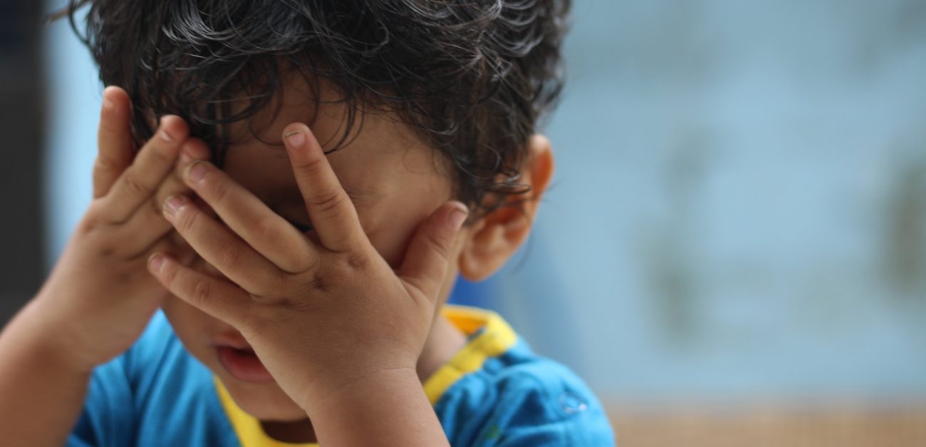 كيفيّة التعامل مع بكاء الطفل باستمرار
