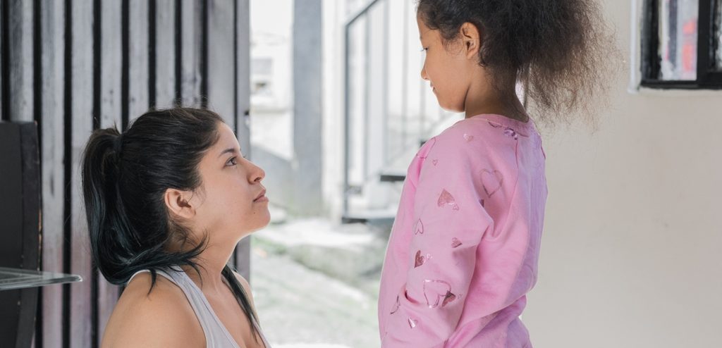 كيفيّة حماية طفلكِ من الإصابة بالنرجسيّة