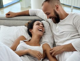 طرق فعالة لتغيير روتين العلاقة الزوجية والحميمية