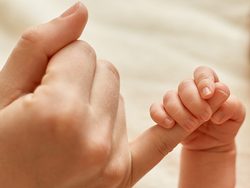 اختبار: هل أنت مستعدّة للأمومة؟