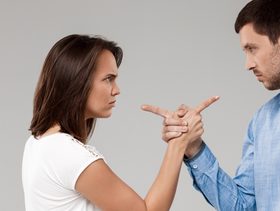 عيوب برج العقرب المرأة