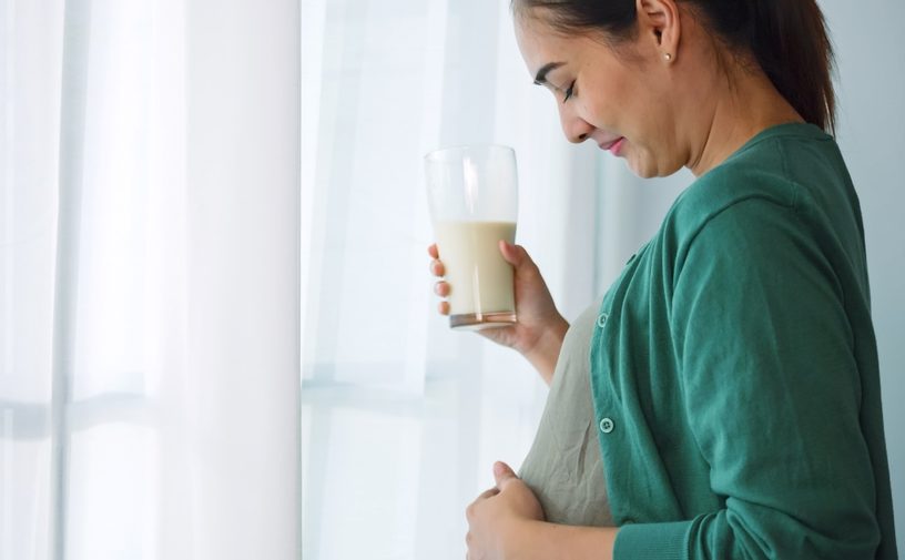 فوائد الحليب للحامل وقيمته الغذائية