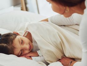 نصائح من أخصائي سلامة الأطفال حول ضمان نوم آمن لأطفال