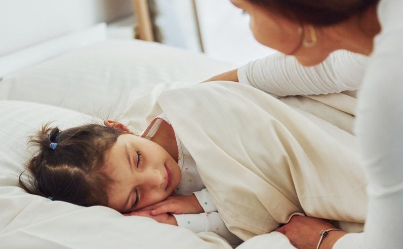 نصائح من أخصائي سلامة الأطفال حول ضمان نوم آمن لأطفال