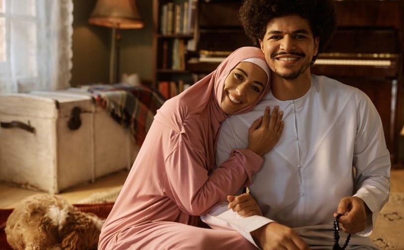 هل مغازلة الزوج في رمضان تبطل الصيام