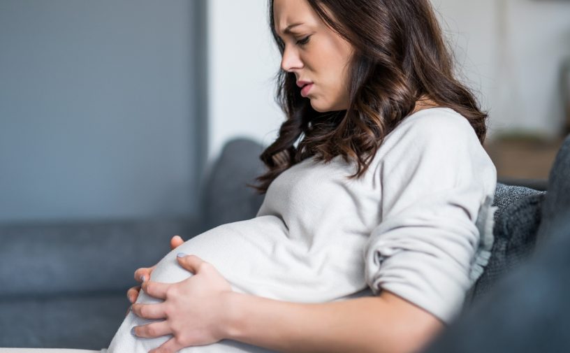 علاج ألم المعدة للحامل في الشهر الثالث