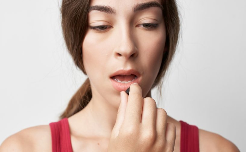 تشقق زوايا الفم نقص فيتامين