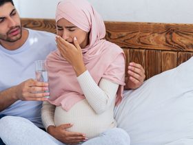 هل القيء يبطل الصيام للحامل