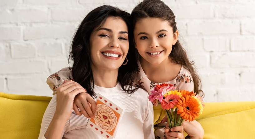 من أكبر الأخطاء التي نرتكبها كأهل هي تربية طفلة لطيفة