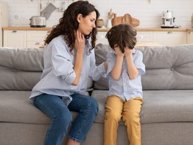 كيفية التعامل مع الطفل الذي يريد كل شيء
