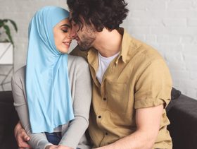 حكم من جامع زوجته في نهار رمضان وهو مفطر