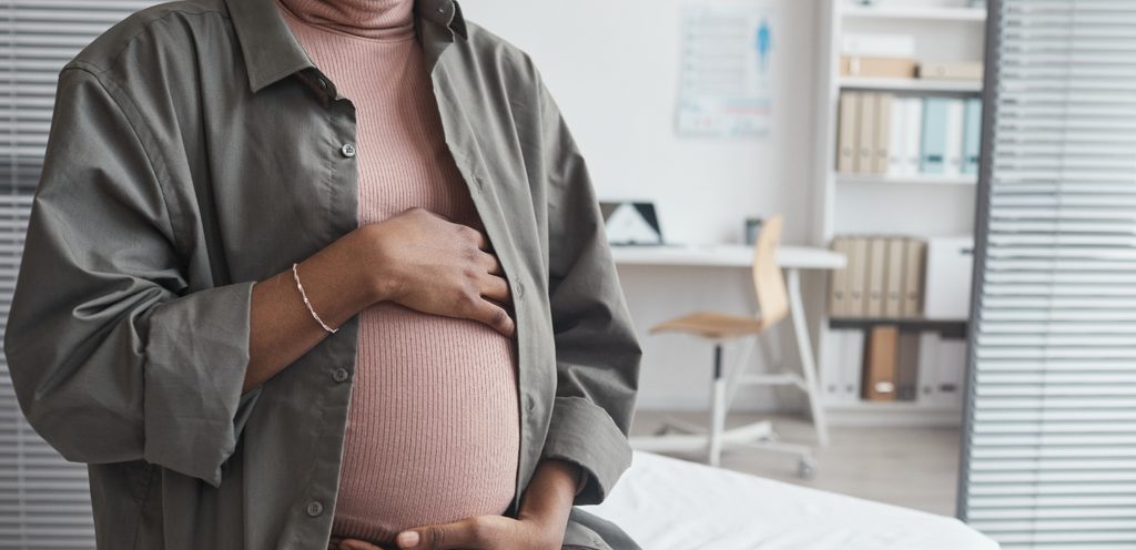 العوامل التي تؤدّي إلى الشعور بالثقل خلال الحمل
