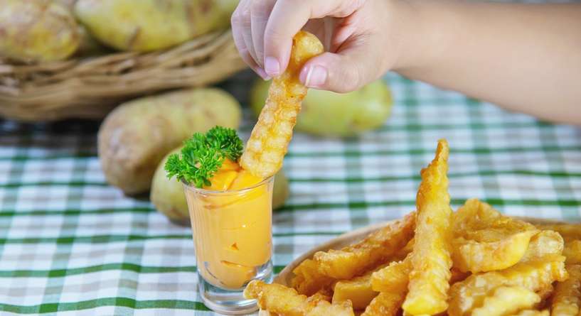 أهمية نقع البطاطس قبل قليها