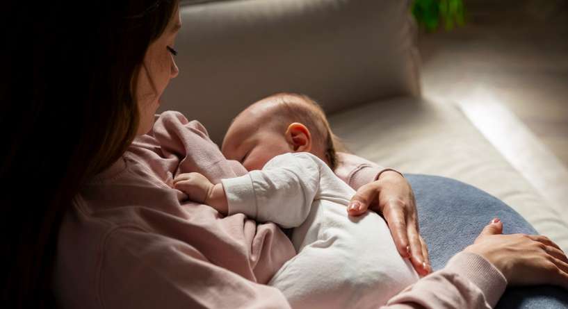 هل تعانين من نقص حليب الثدي_ إليك 4 طرق طبيعية لإنتاجه من جديد