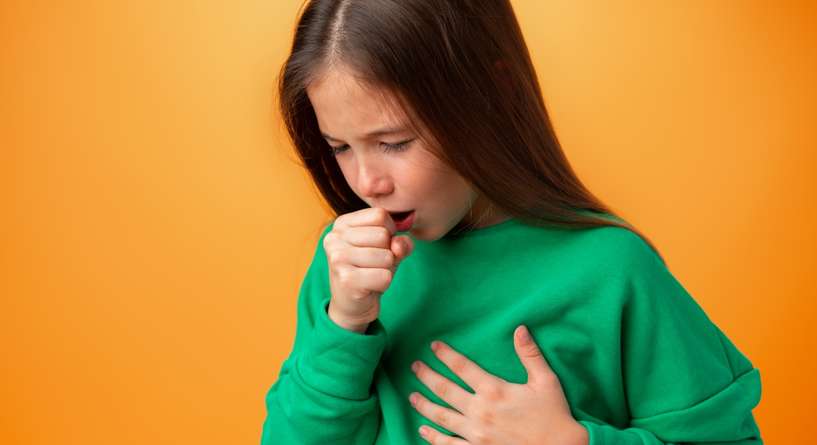 علاج الكحة النباحية عند الأطفال