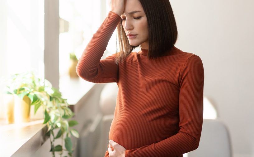 مغص البطن للحامل في الشهر الأول